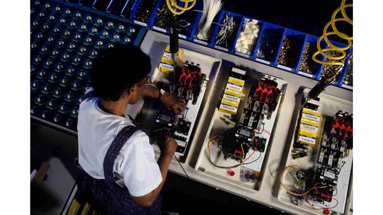 What factors are driving more women toward the manufacturing sector?